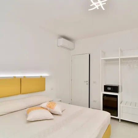 Le Isole Di San Teo San Teodoro (Sardinia)